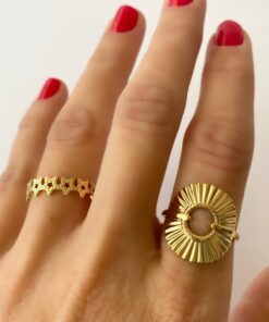 Alternative view of Anillo HARI dorado