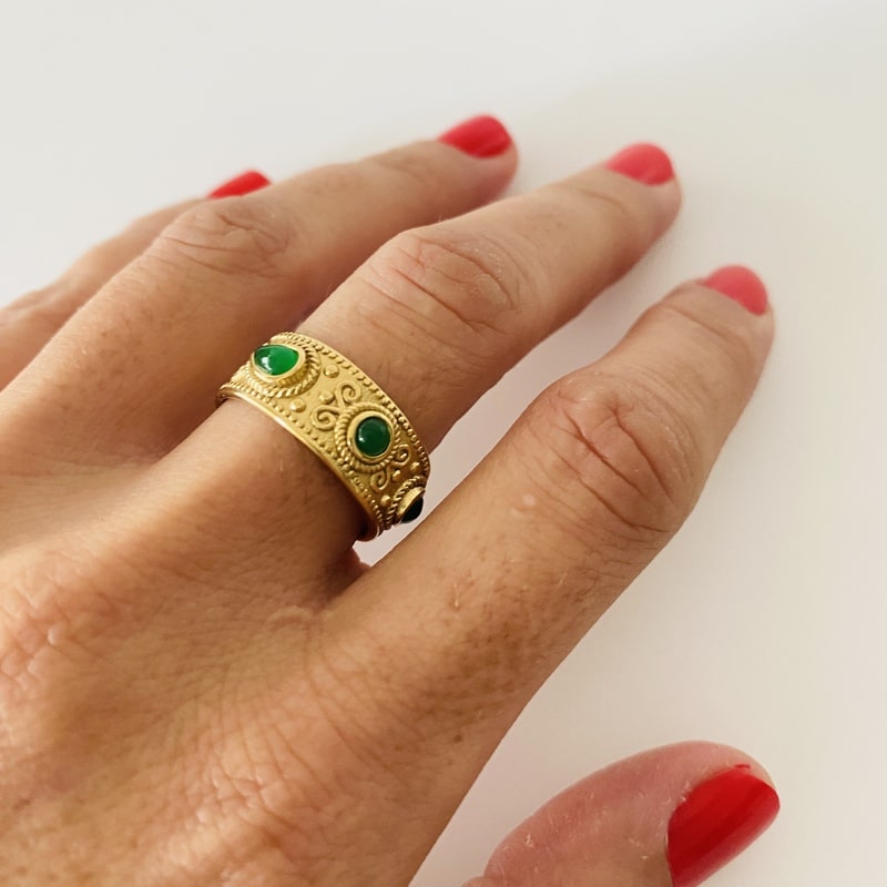 Anillo LETICIA dorado piedra verde - Imagen 3